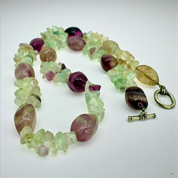 Vintage Rainbow Fluorite Crystal Beaded Necklace – Toggle Clasp – 20” – 106g - Picture 16 of 16